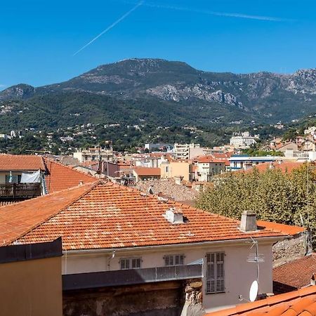 Between The Roofs Of Menton Old Town And The Sea Dış mekan fotoğraf
